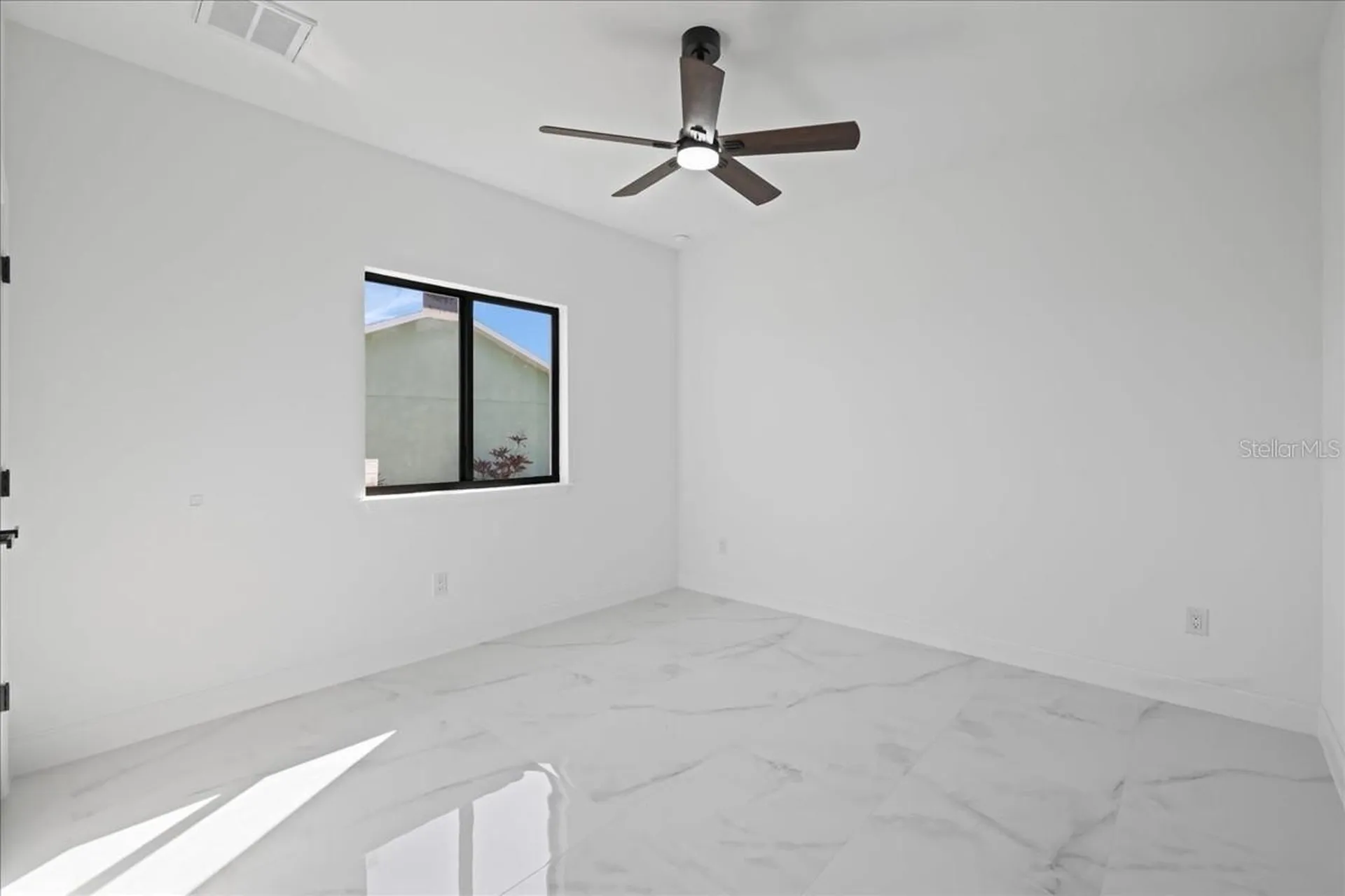 1501 NE 15th Terrace Cape Coral FL 33909