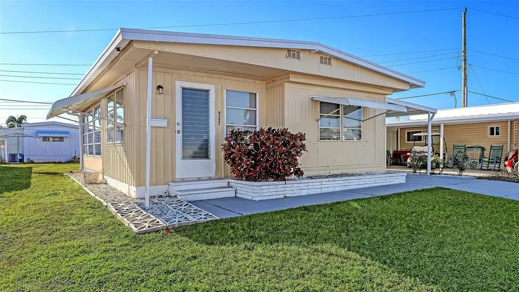 4221 11th Street E Ellenton FL 34222
