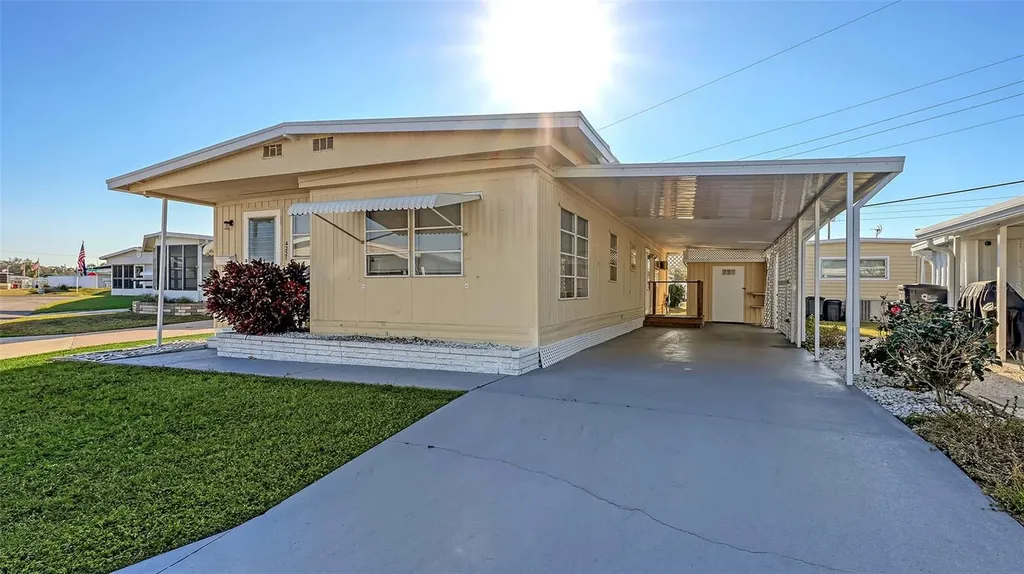 4221 11th Street E Ellenton FL 34222