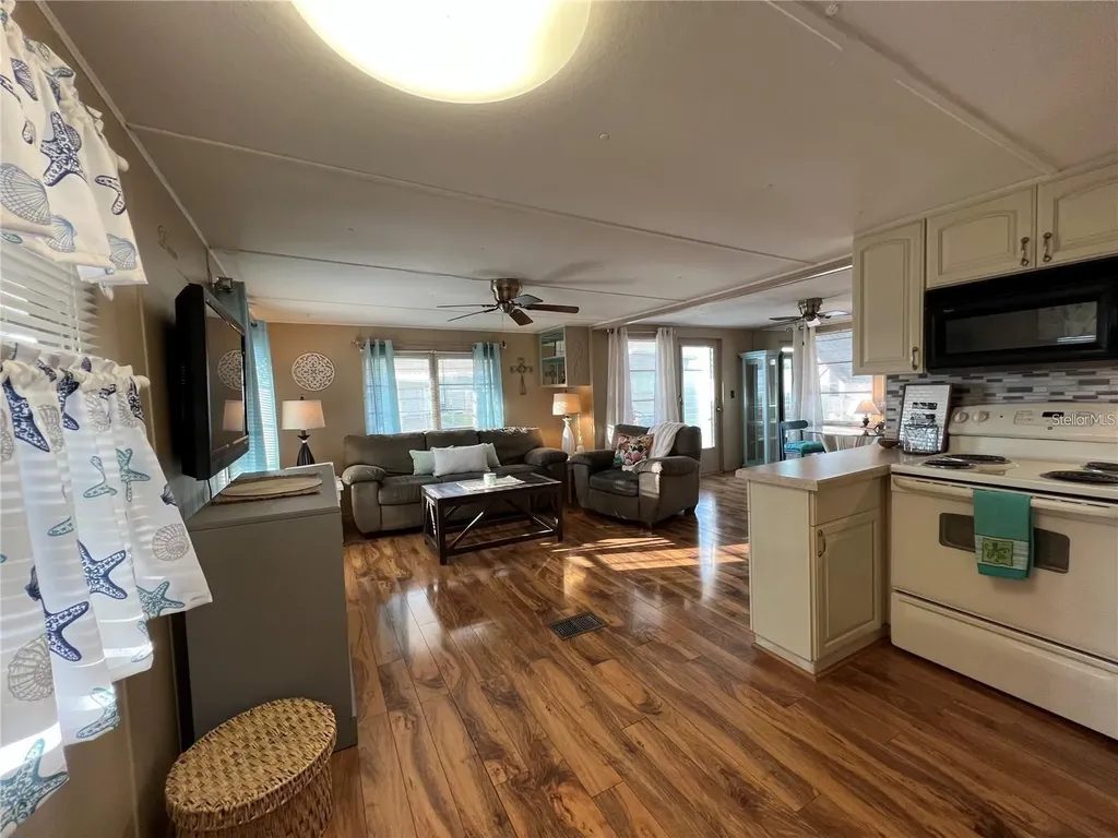 4221 11th Street E Ellenton FL 34222