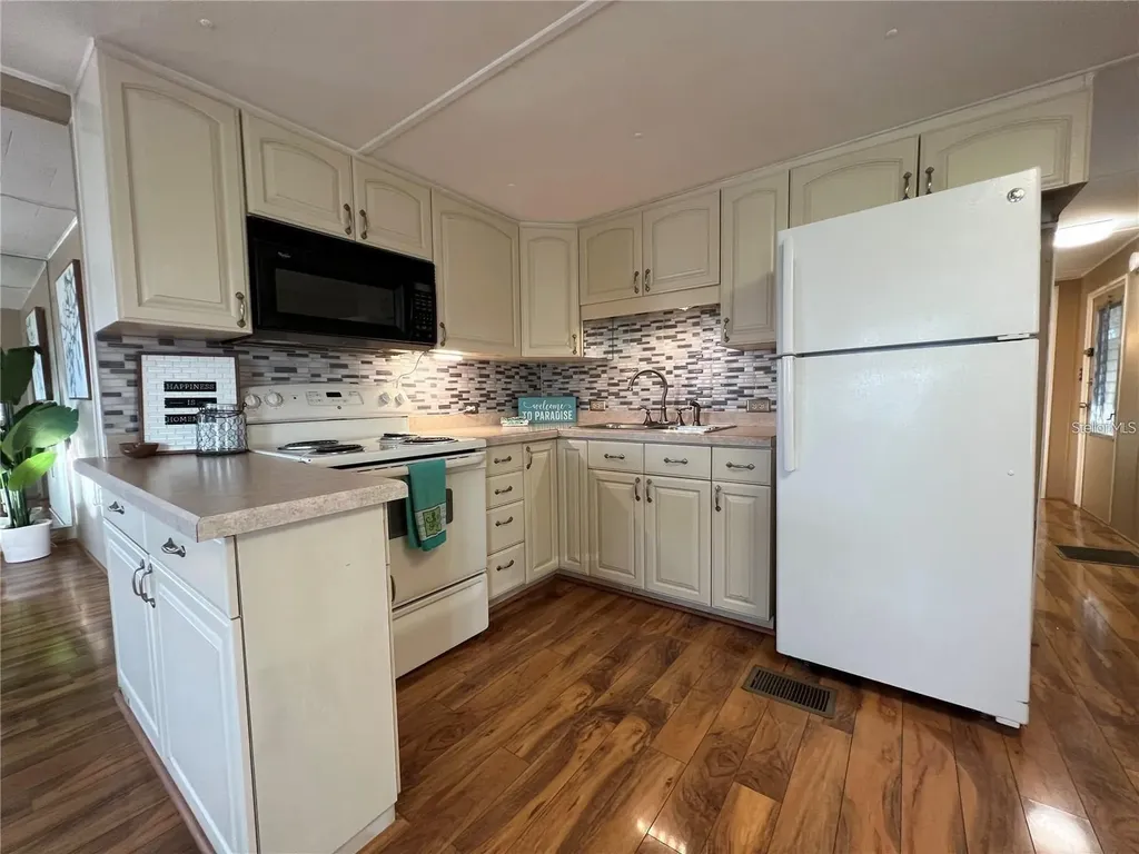 4221 11th Street E Ellenton FL 34222