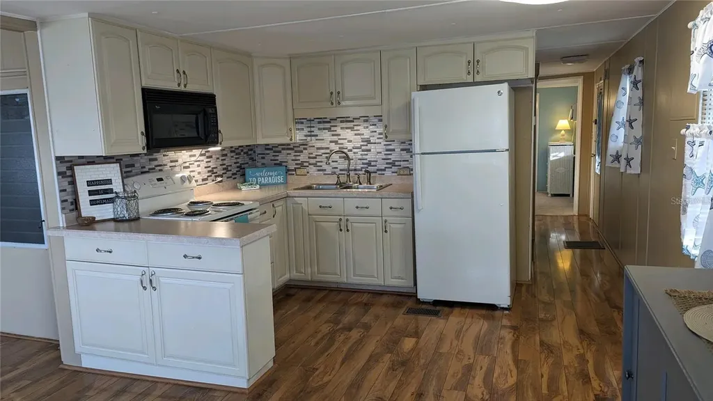 4221 11th Street E Ellenton FL 34222