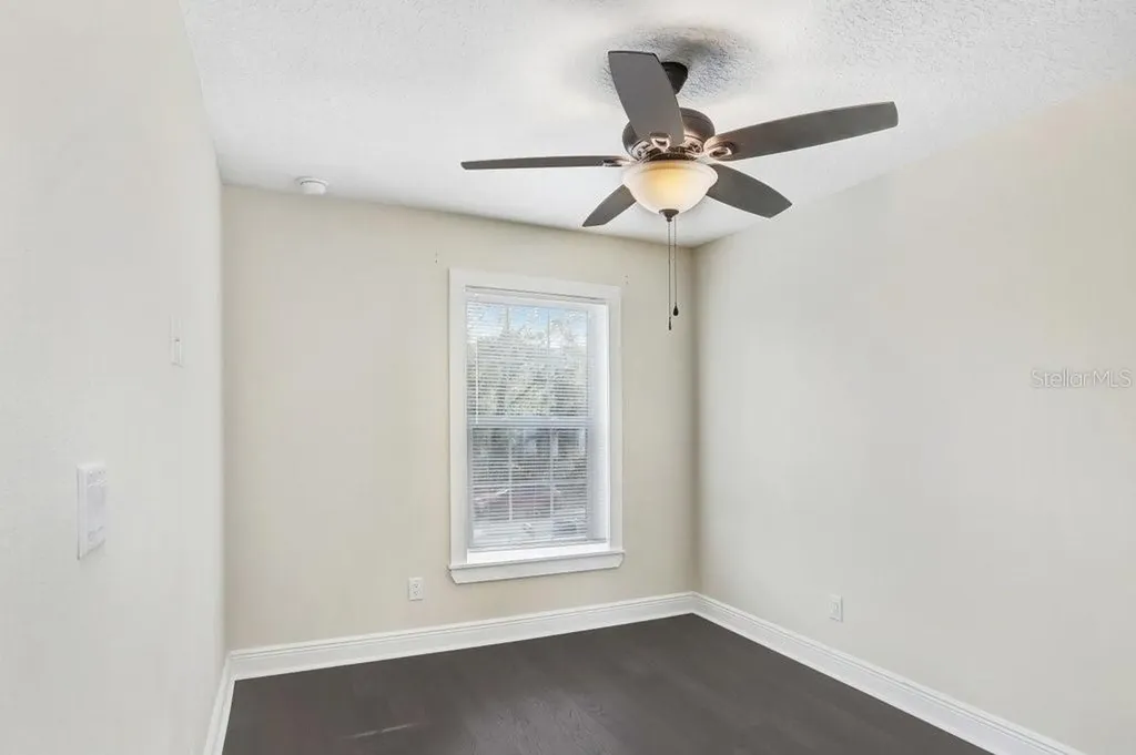 4209 W Woodlawn Avenue Tampa FL 33614