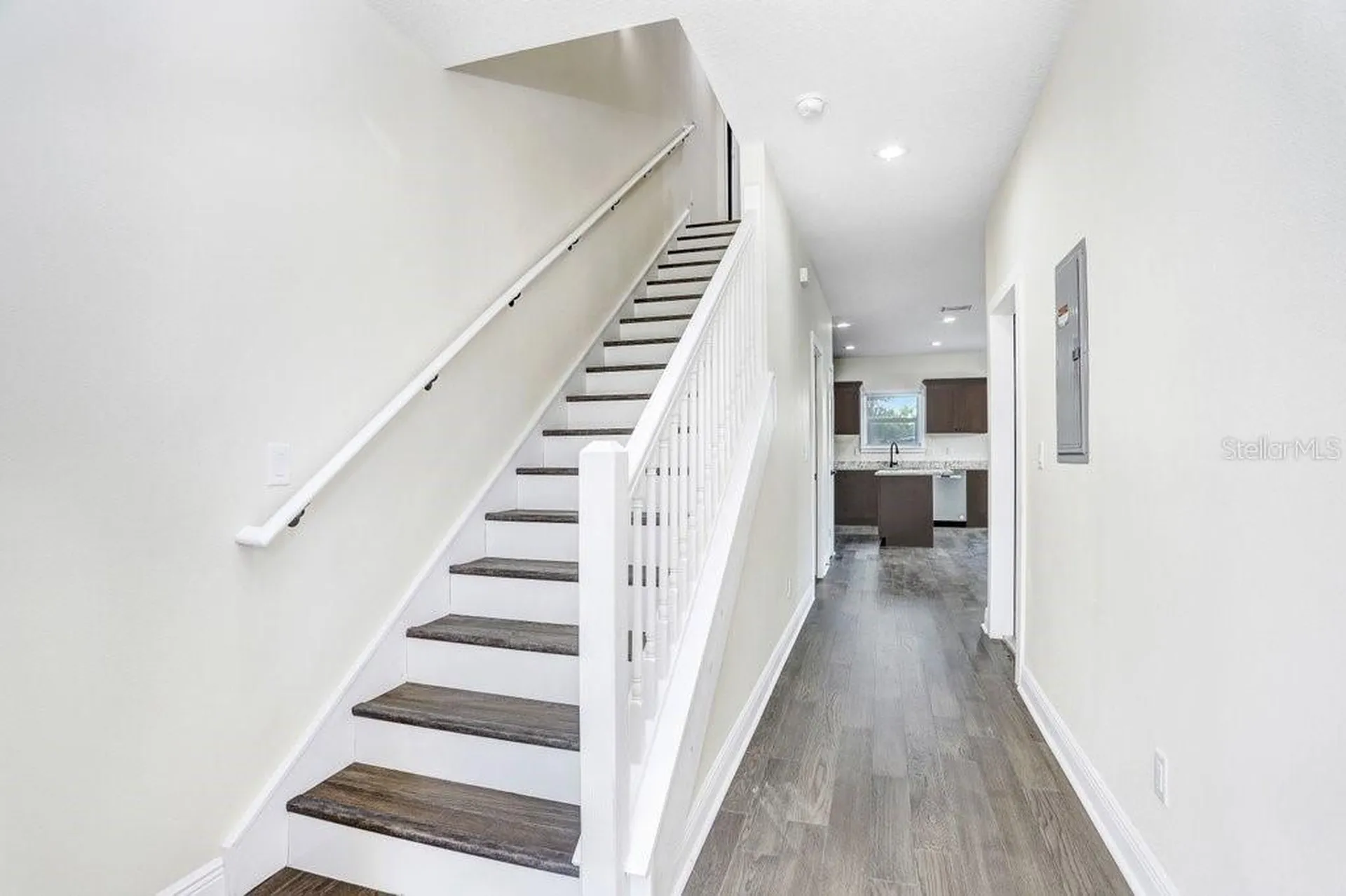 4209 W Woodlawn Avenue Tampa FL 33614