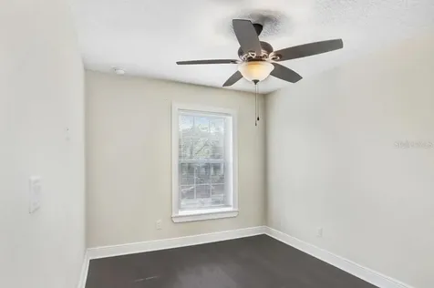 4209 W Woodlawn Avenue Tampa FL 33614
