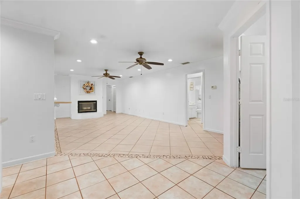 619 29th Street E Bradenton FL 34208