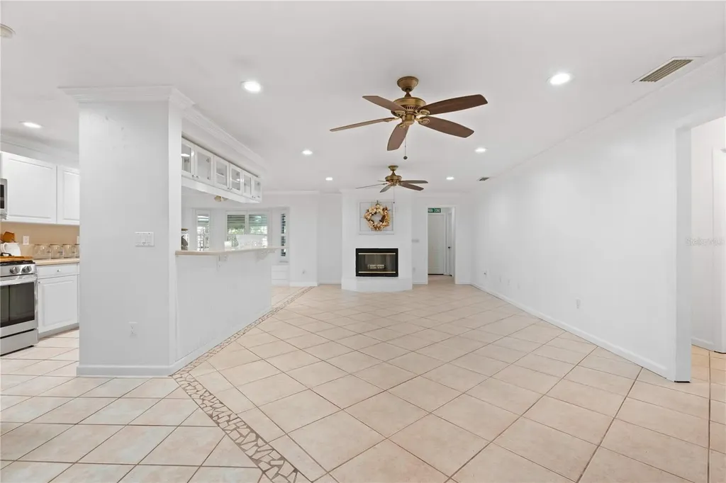 619 29th Street E Bradenton FL 34208