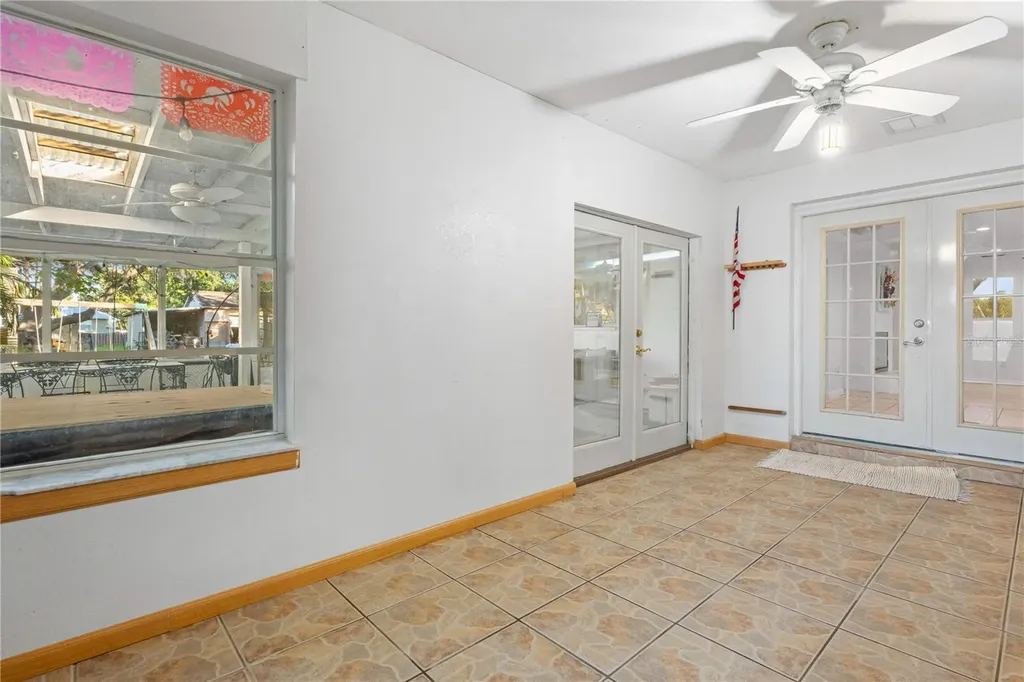 619 29th Street E Bradenton FL 34208