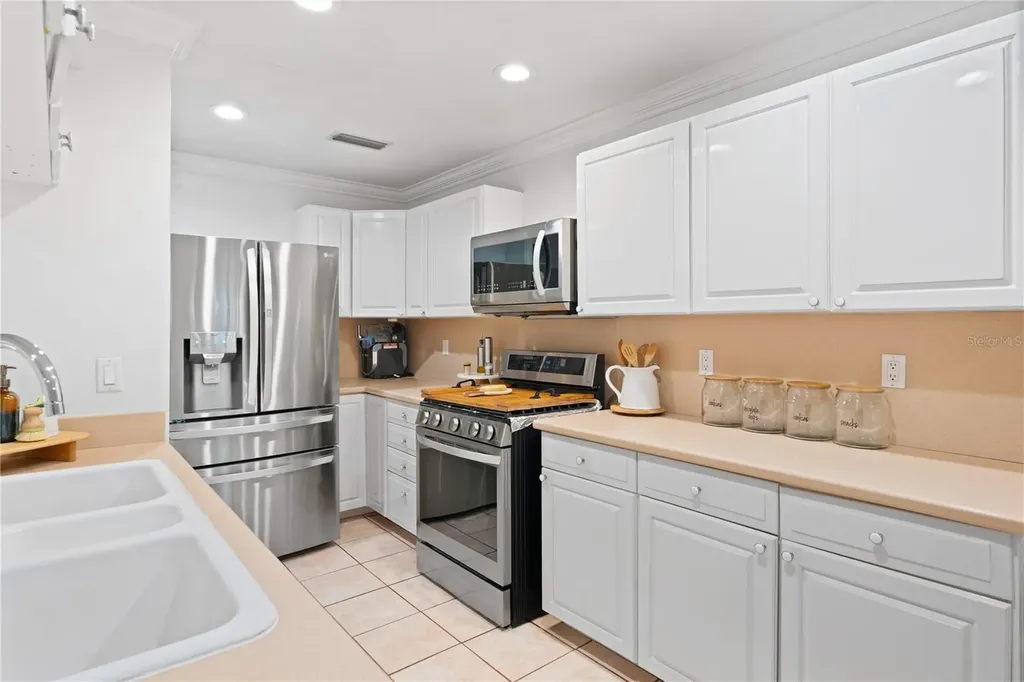 619 29th Street E Bradenton FL 34208