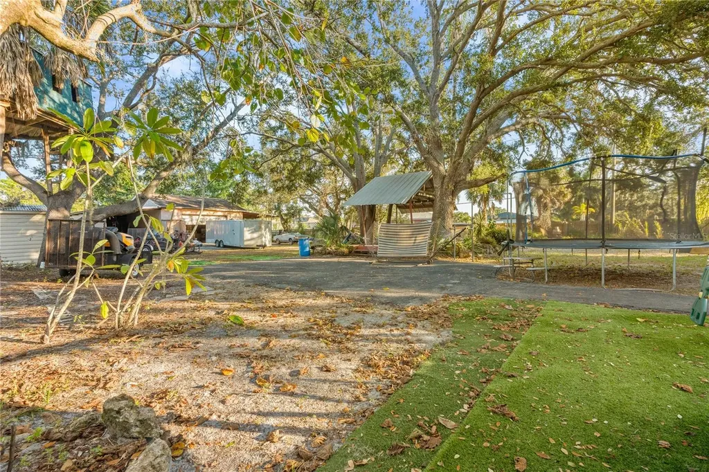 619 29th Street E Bradenton FL 34208