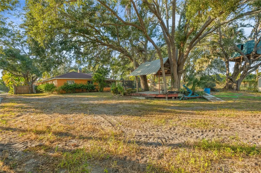 619 29th Street E Bradenton FL 34208