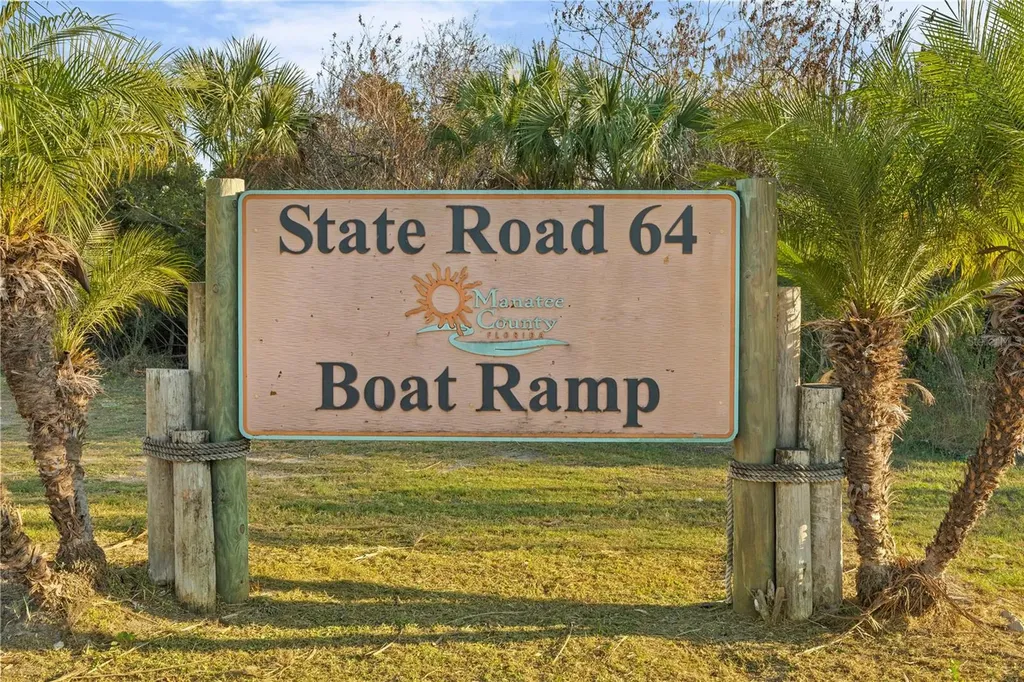 619 29th Street E Bradenton FL 34208