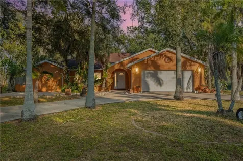 619 29th Street E Bradenton FL 34208
