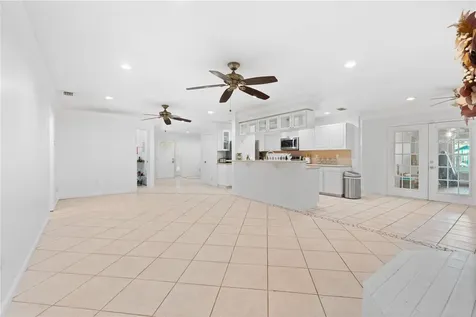 619 29th Street E Bradenton FL 34208