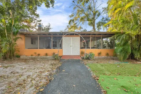 619 29th Street E Bradenton FL 34208