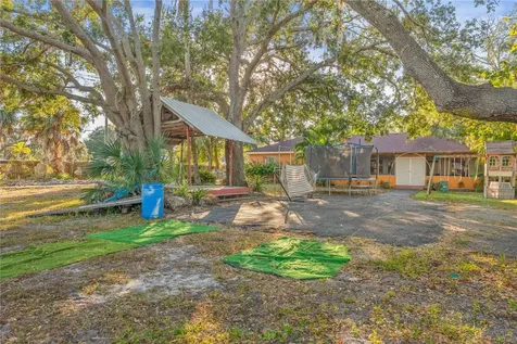 619 29th Street E Bradenton FL 34208