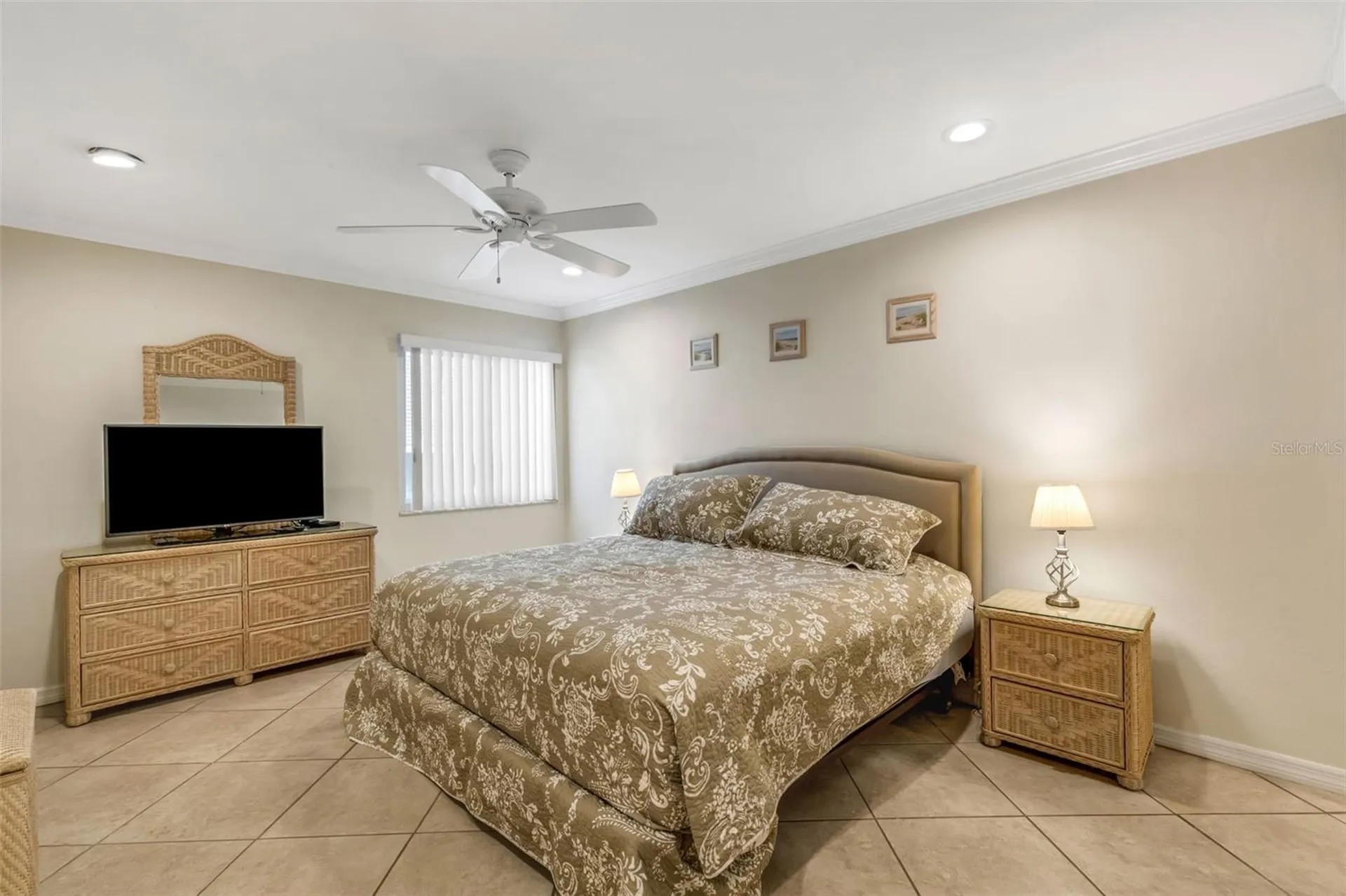 5661 Midnight Pass Road Sarasota FL 34242