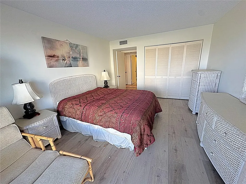1480 Gulf Boulevard Clearwater Beach FL 33767