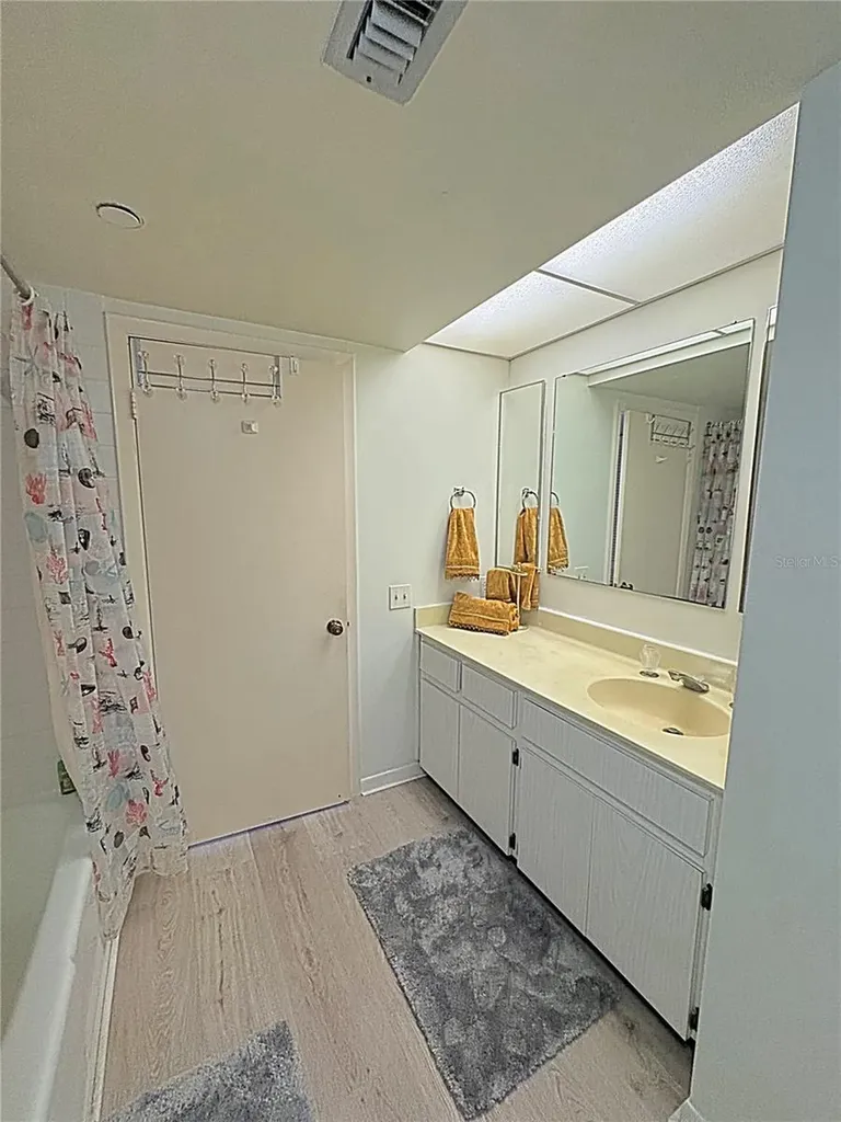 1480 Gulf Boulevard Clearwater Beach FL 33767