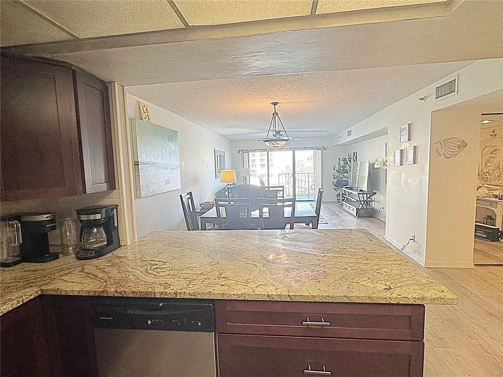 1480 Gulf Boulevard Clearwater Beach FL 33767
