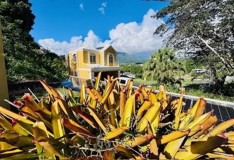 CARR#927 Sector Brazo Sec Kh7.6 Naguabo PR 00718