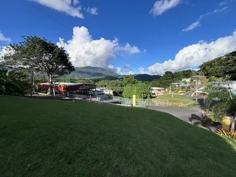 CARR#927 Sector Brazo Sec Kh7.6 Naguabo PR 00718