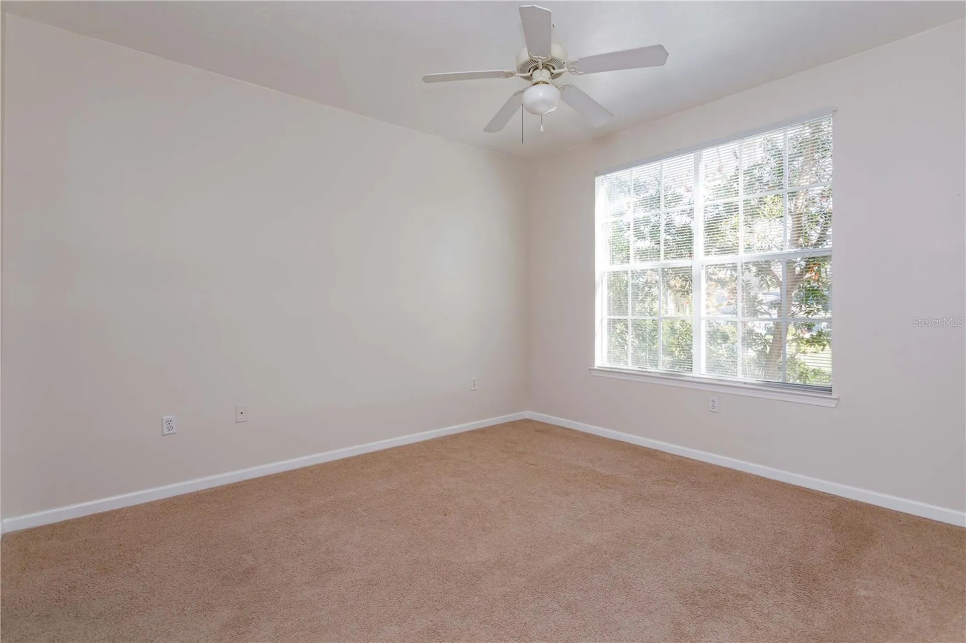 12849 Madison Point Circle Orlando FL 32821