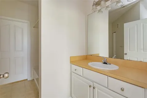 12849 Madison Point Circle Orlando FL 32821