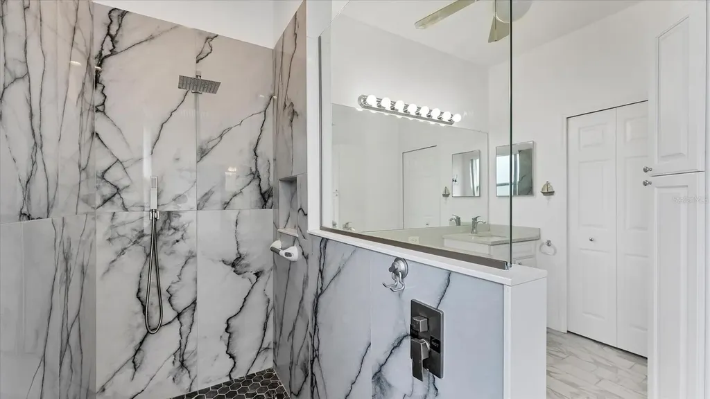 5107 55th Street Circle W Bradenton FL 34210