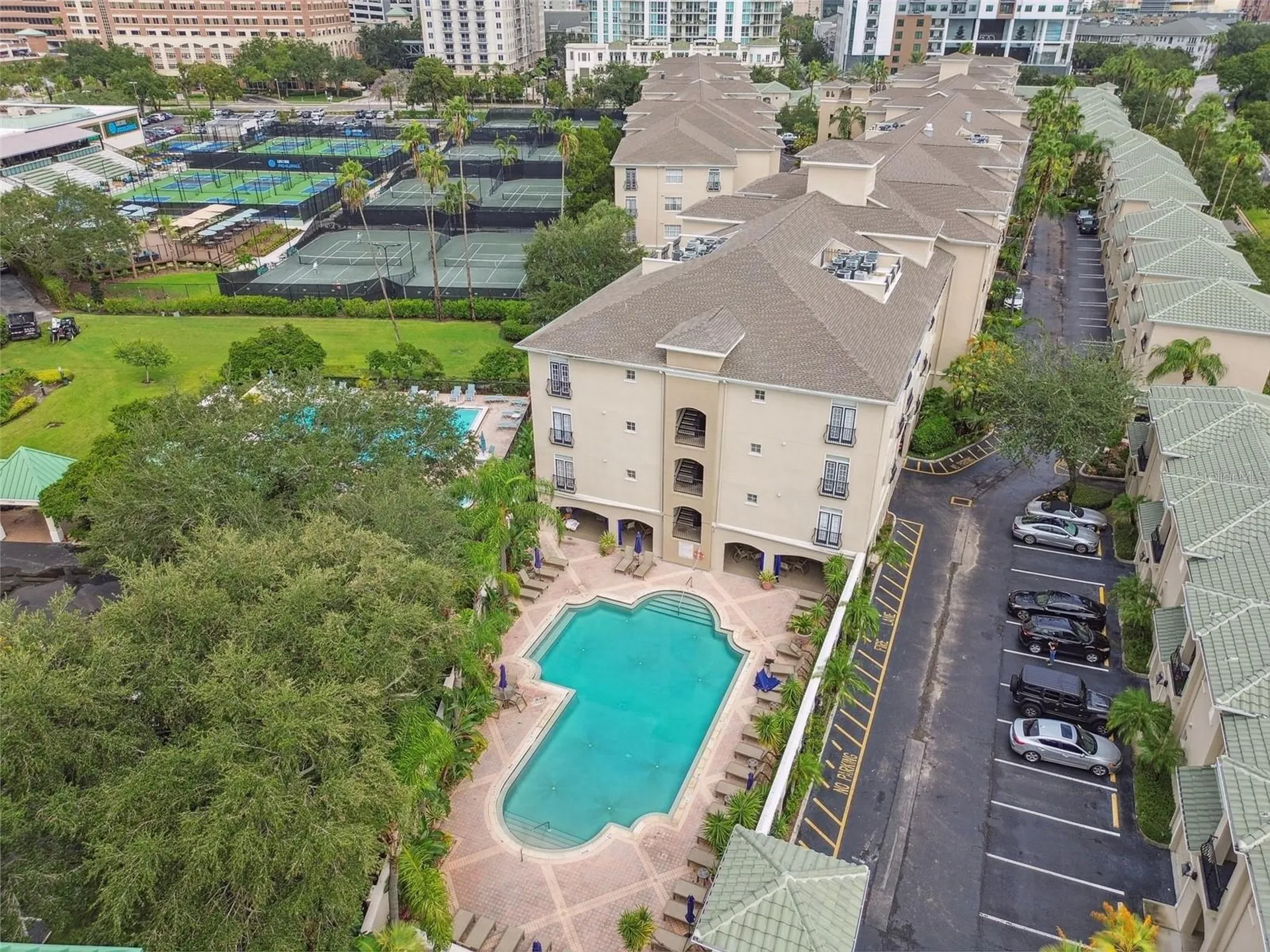 501 Knights Run Avenue Tampa FL 33602