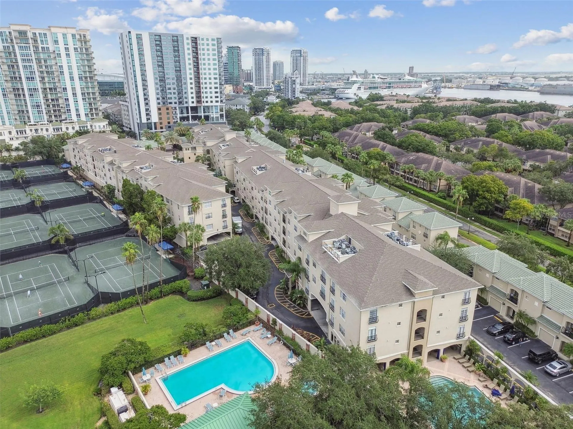 501 Knights Run Avenue Tampa FL 33602