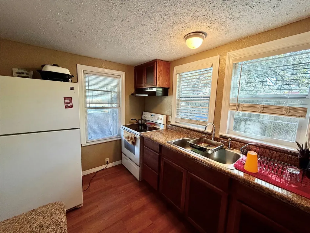 2318 Hibiscus Avenue Seffner FL 33584