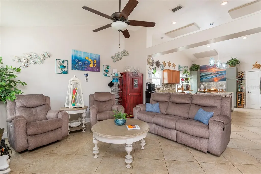 1301 Monte Lake Drive Valrico FL 33596