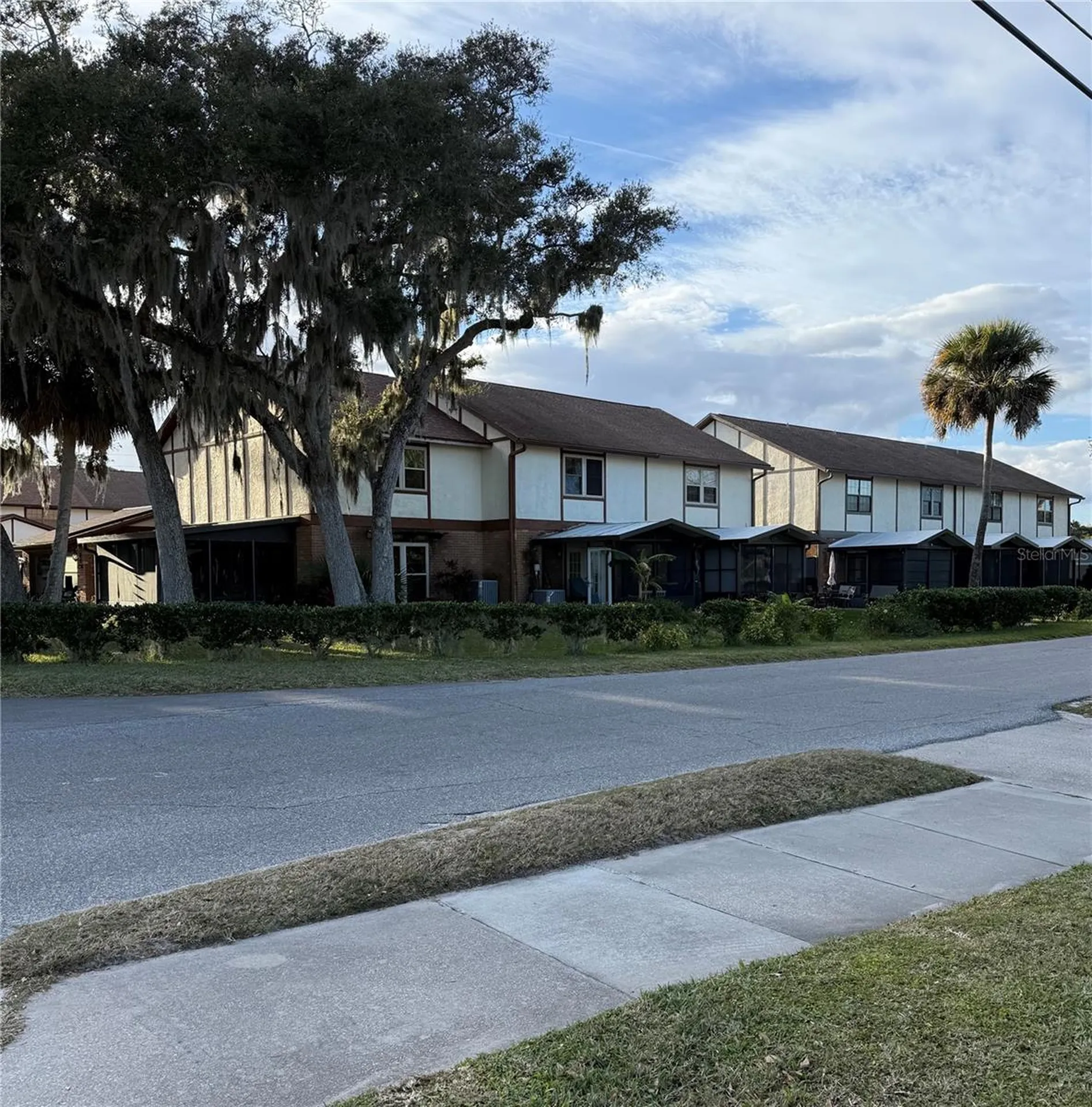 1924 S Riverside Drive Edgewater FL 32141