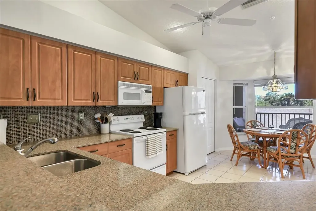 9641 Castle Point Drive Sarasota FL 34238