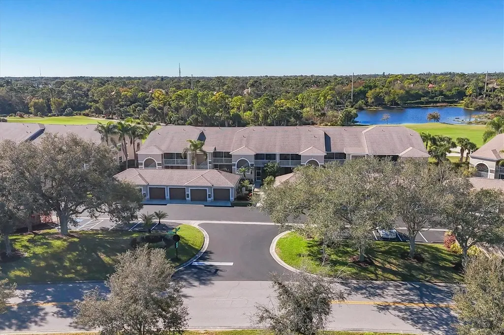 9641 Castle Point Drive Sarasota FL 34238