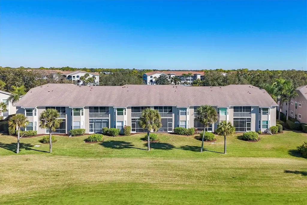 9641 Castle Point Drive Sarasota FL 34238