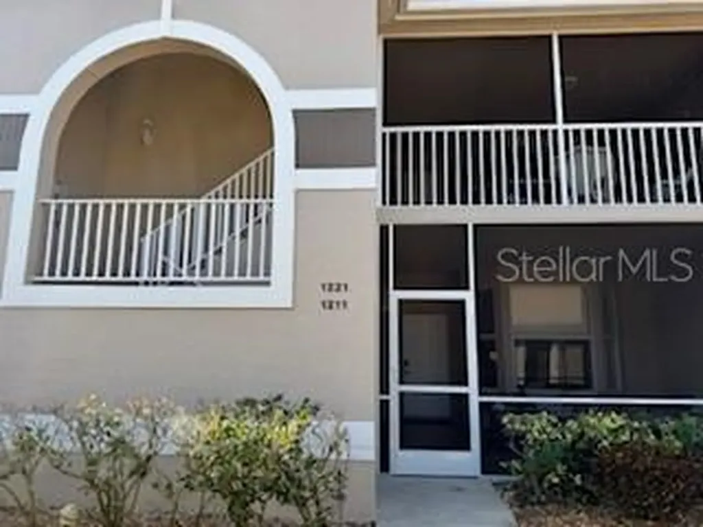 9641 Castle Point Drive Sarasota FL 34238