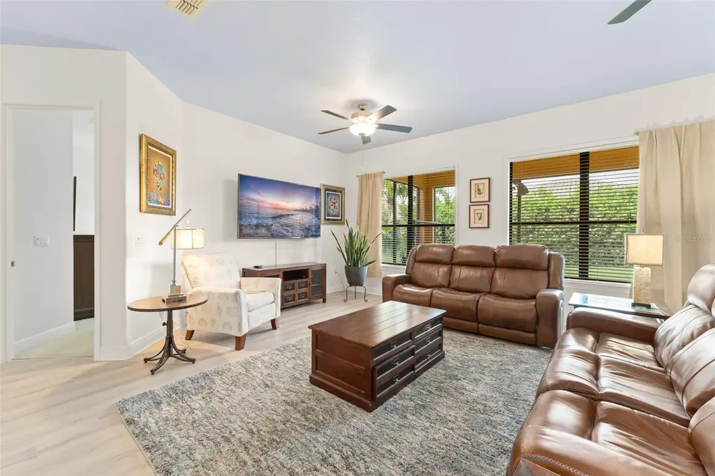 724 Villa Park Road Poinciana FL 34759