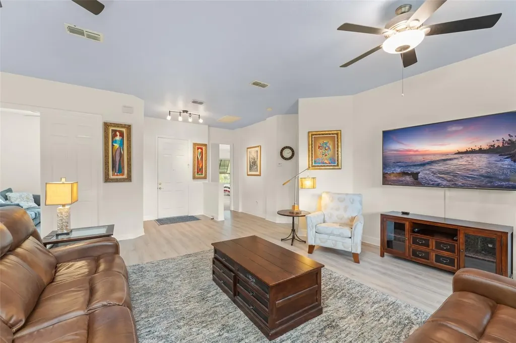 724 Villa Park Road Poinciana FL 34759