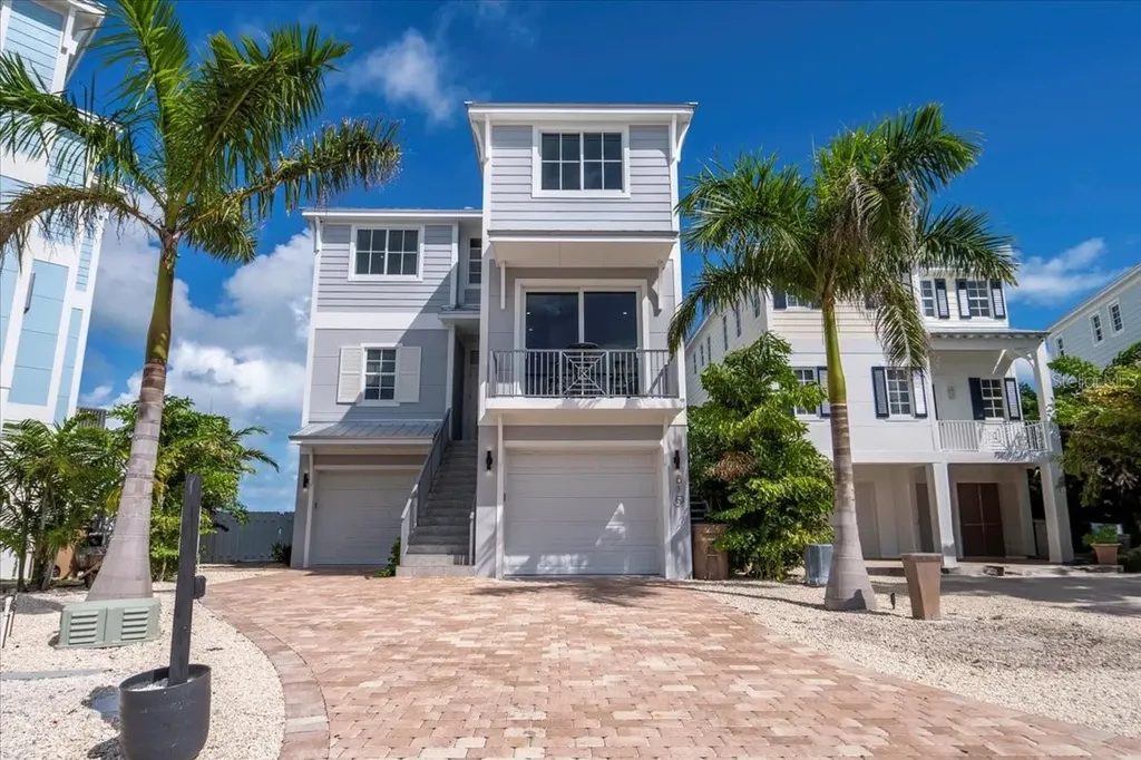 810 39th Street Gulf Marathon FL 33050