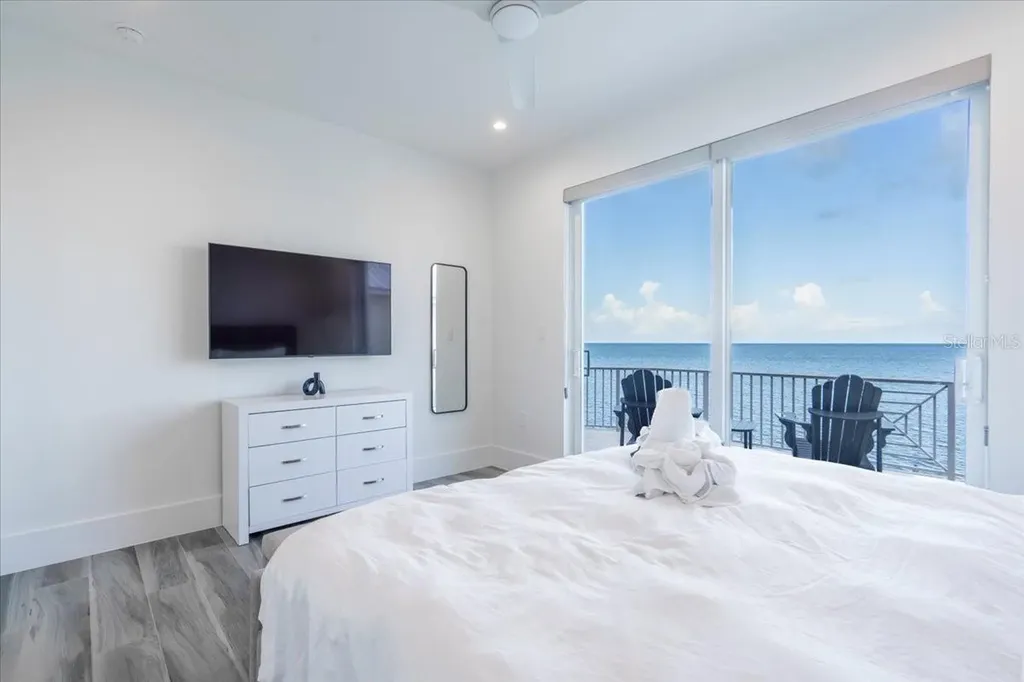 810 39th Street Gulf Marathon FL 33050