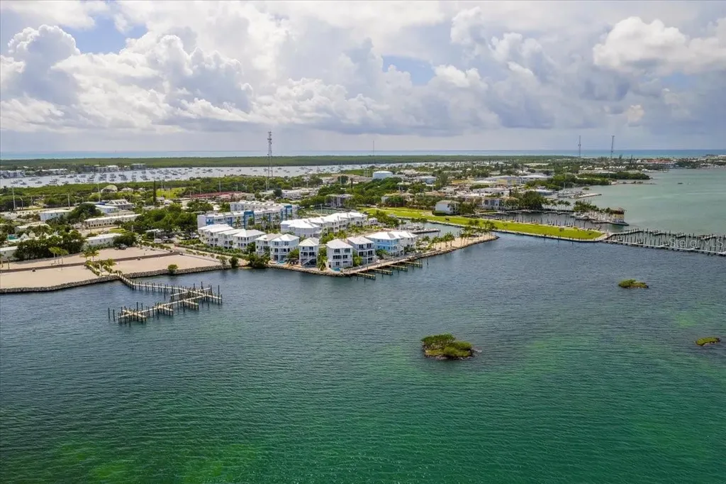 810 39th Street Gulf Marathon FL 33050