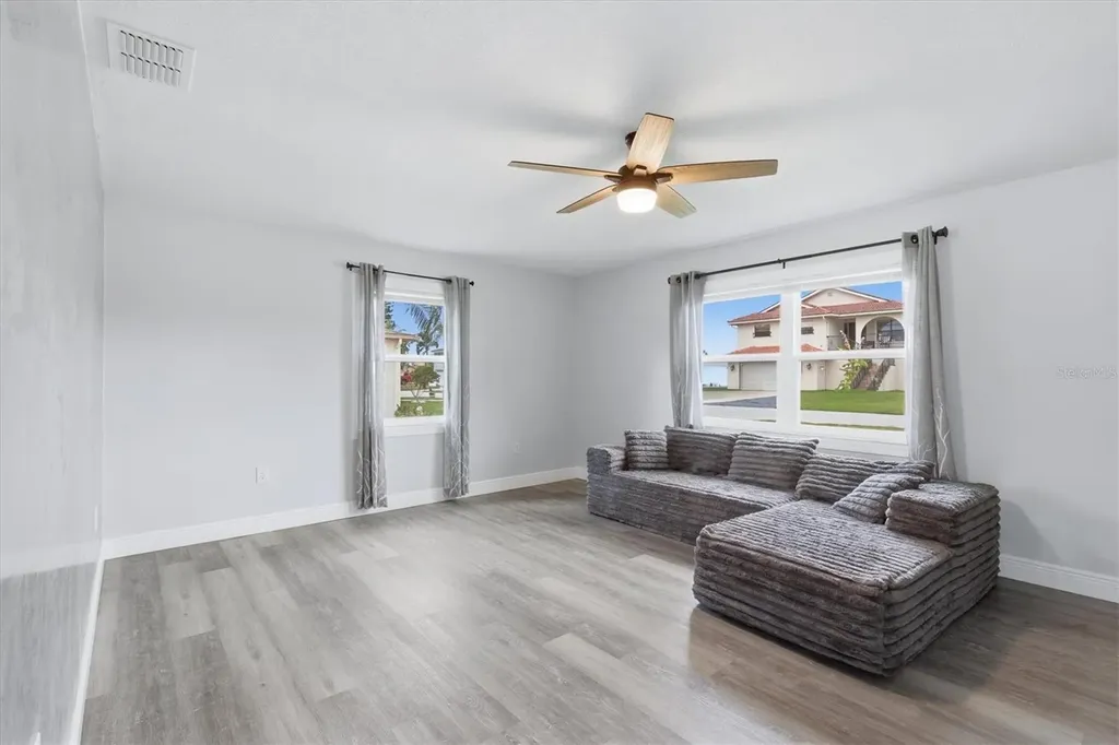 7034 Southwind Drive Hudson FL 34667