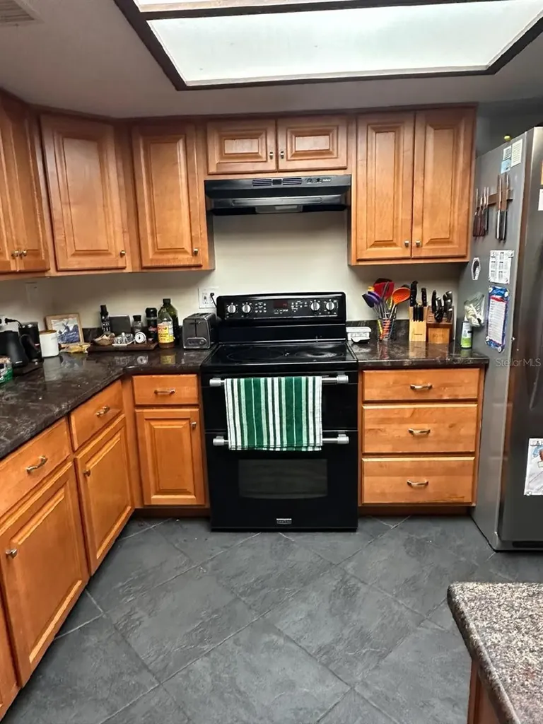 1332 Buckingham Drive Clearwater FL 33756