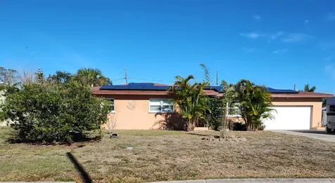 1332 Buckingham Drive Clearwater FL 33756