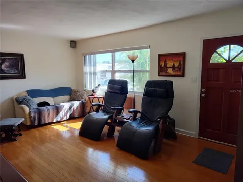 1332 Buckingham Drive Clearwater FL 33756