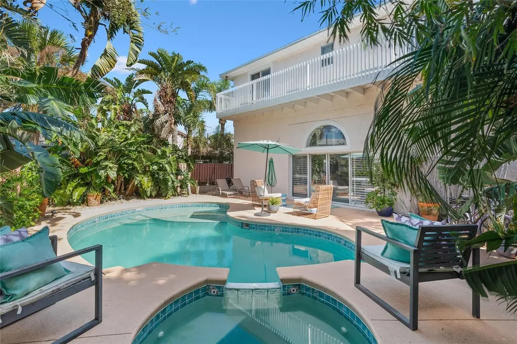 1422 N Atlantic Avenue New Smyrna Beach FL 32169