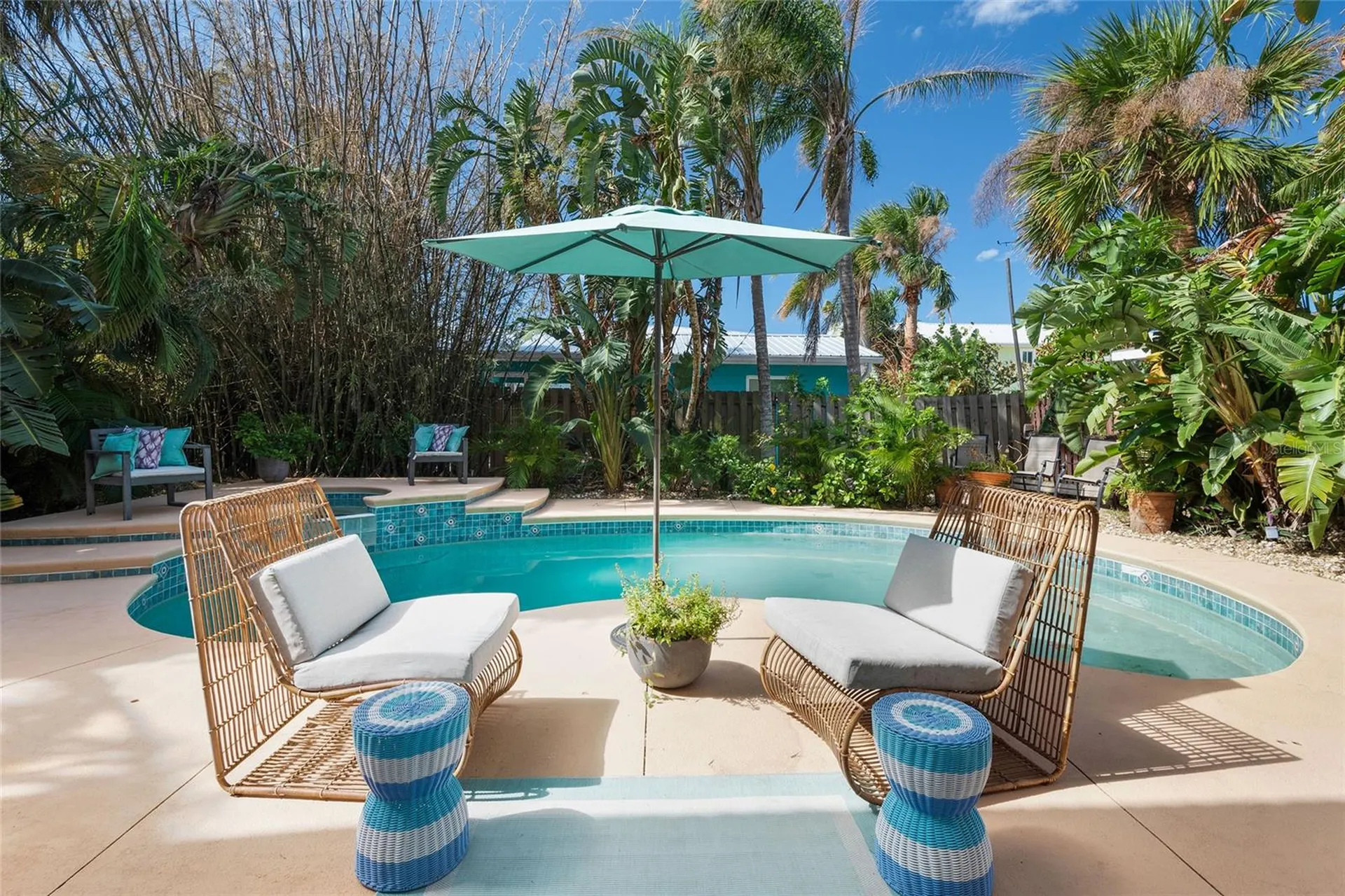 1422 N Atlantic Avenue New Smyrna Beach FL 32169