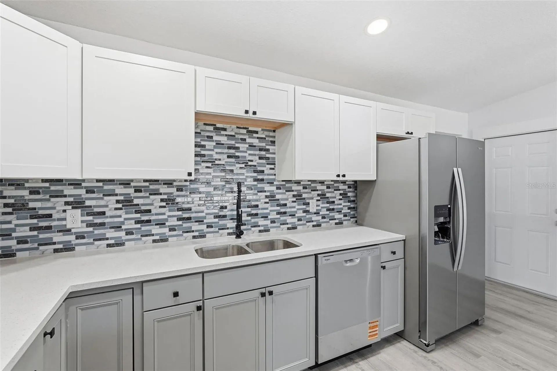 34071 Madison Avenue Dade City FL 33523